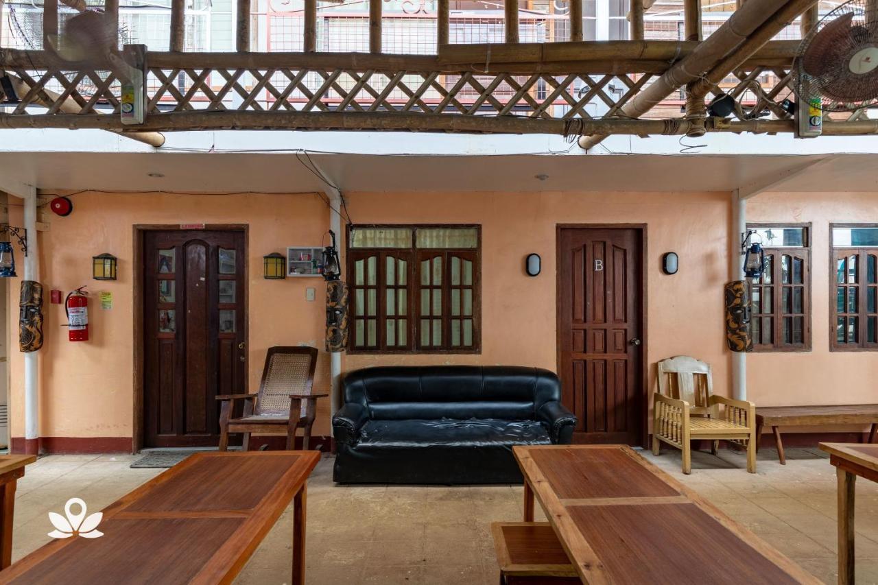Хостел Almonte Transient Puerto Princesa Екстер'єр фото