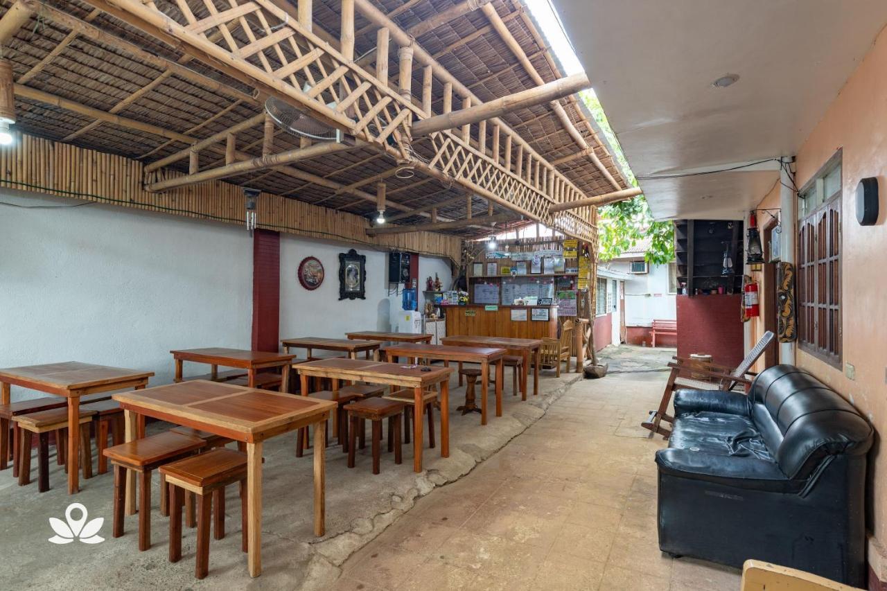 Хостел Almonte Transient Puerto Princesa Екстер'єр фото