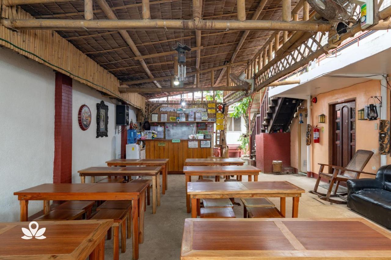 Хостел Almonte Transient Puerto Princesa Екстер'єр фото
